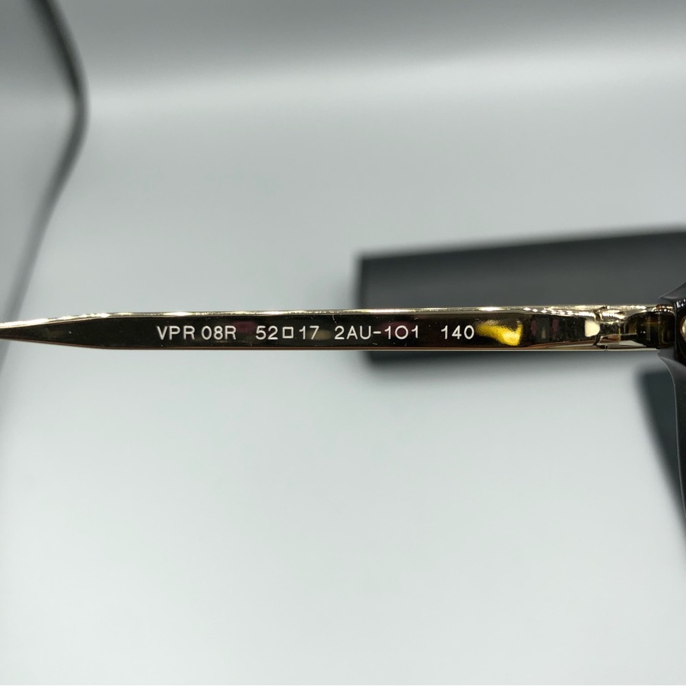PRADA GLASSES - Picture 4 of 8